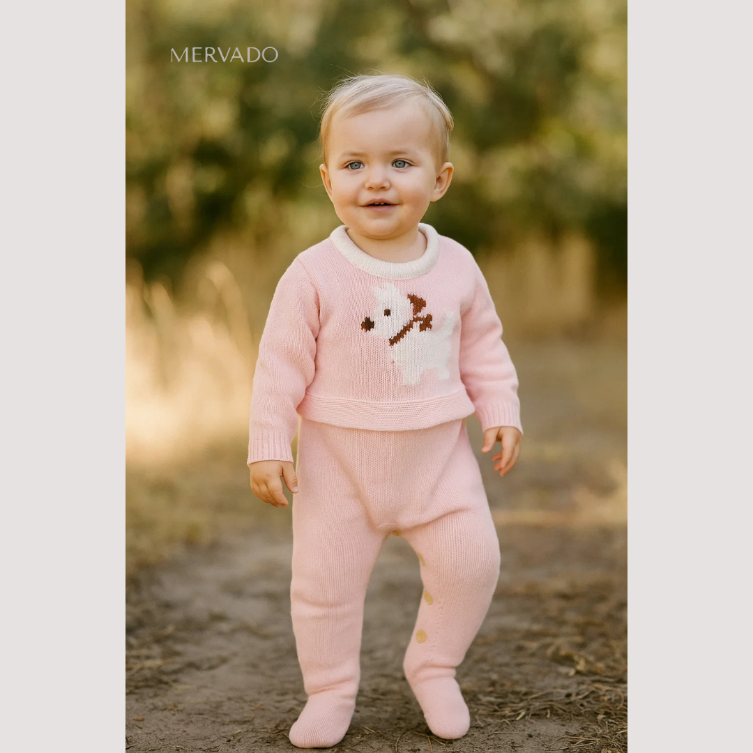 Schattige gebreide babyromper met puppymotief – Zachte jumpsuit in kousstijl voor comfortabel dagelijks gebruik